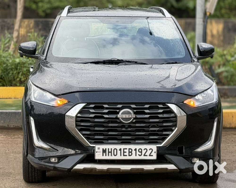 Nissan Magnite 1.0 Xv Premium, 2022, Petrol