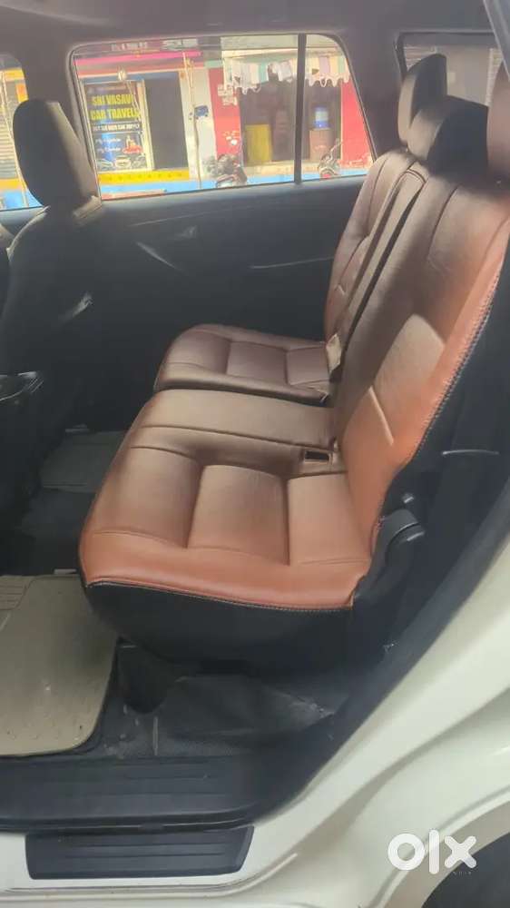 Toyota Innova Crysta G 8 2019