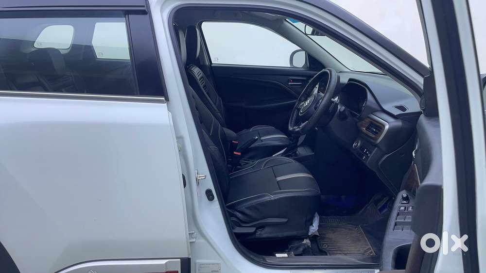 Maruti Suzuki Vitara Brezza 1.5 Zxi At, 2024, Petrol