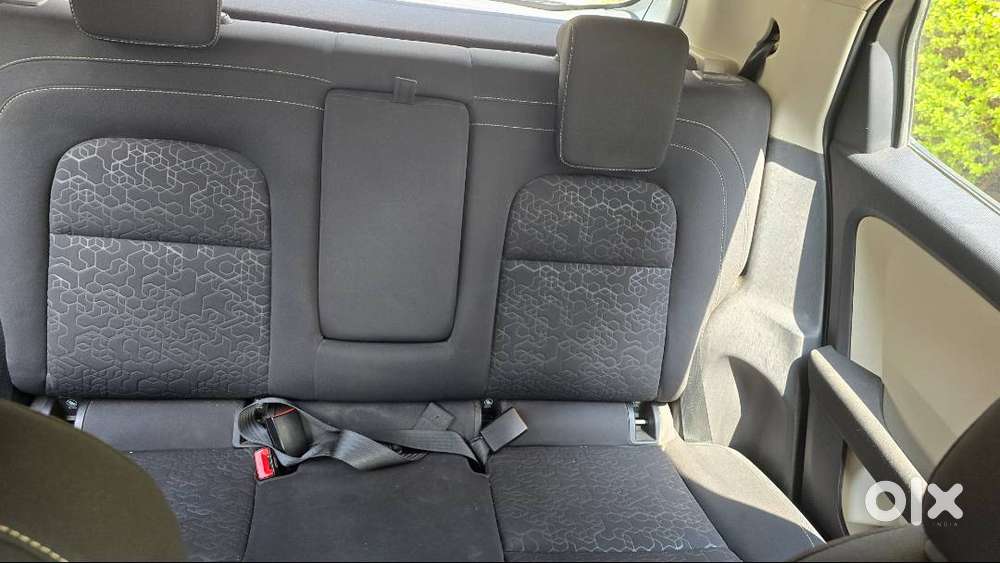 Altroz Diesel 2022, White