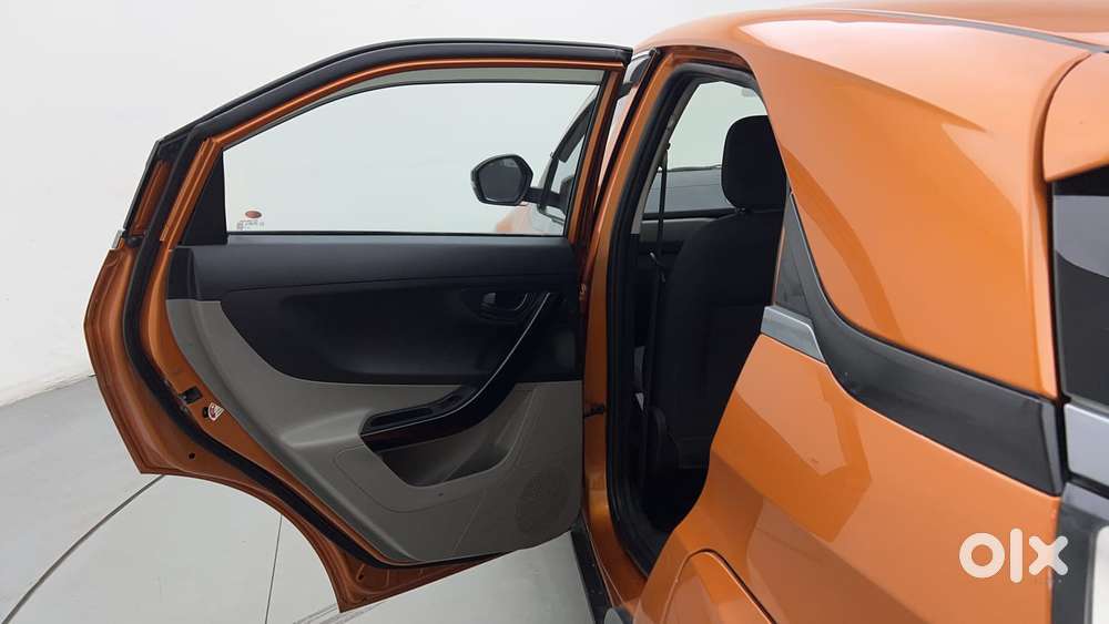 Tata Nexon 1.2 Revotron Xma Amt, 2019, Petrol