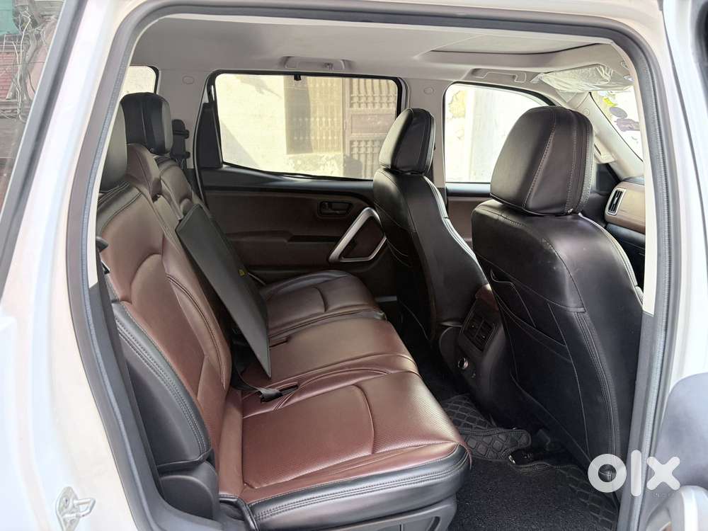 Mahindra Scorpio-n 2.2 Z6 Diesel At 7 Str, 2024, Diesel