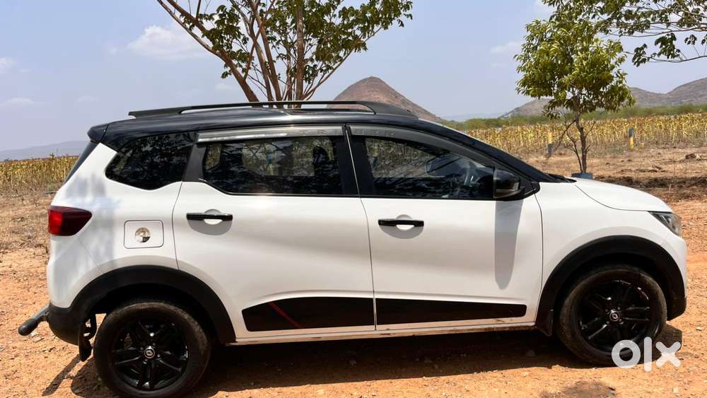 Renault Triber Rxz Easy-r Amt, 2022, Petrol