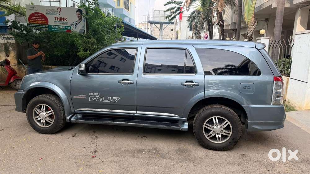 Isuzu Mu 7 4x2, 2014, Petrol