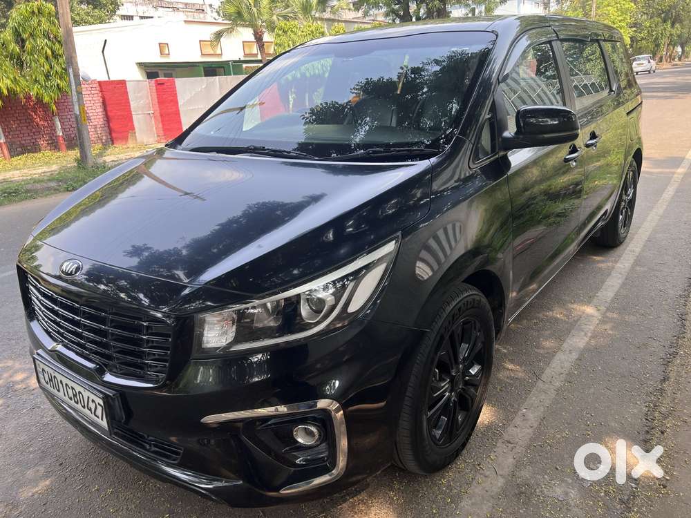 Kia Carnival Premium, 2020, Diesel