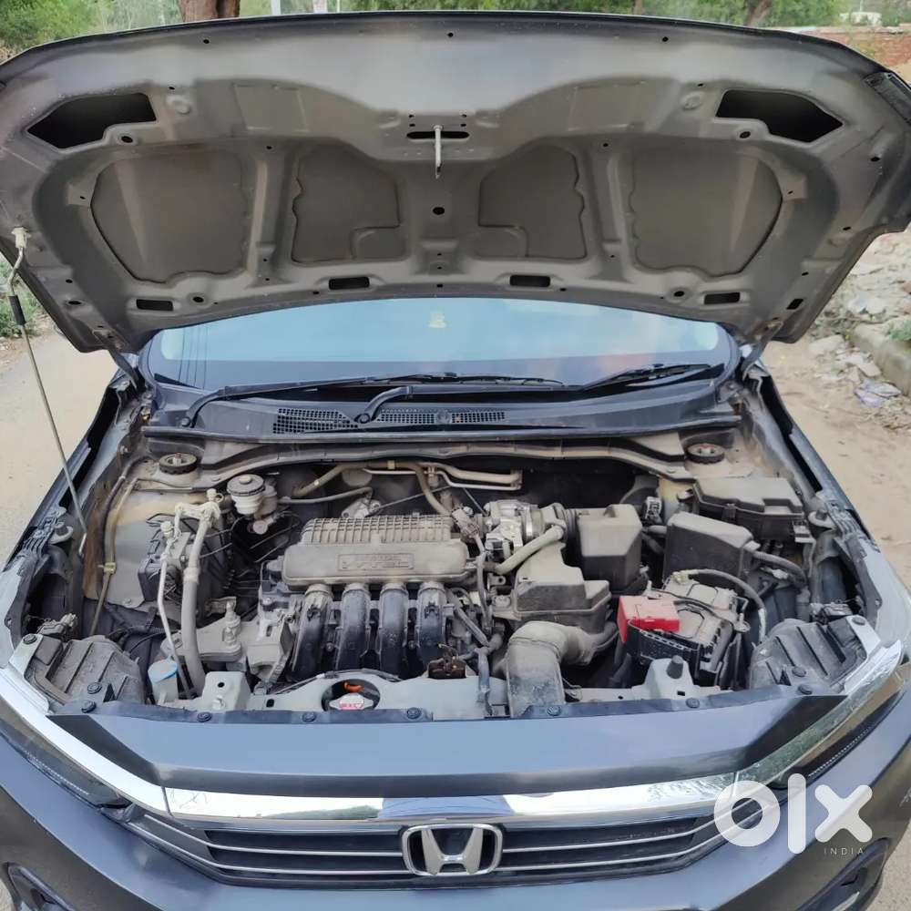 Honda Amaze S Mt (i-vtec)  Excellent Condition  Single Hand Driven