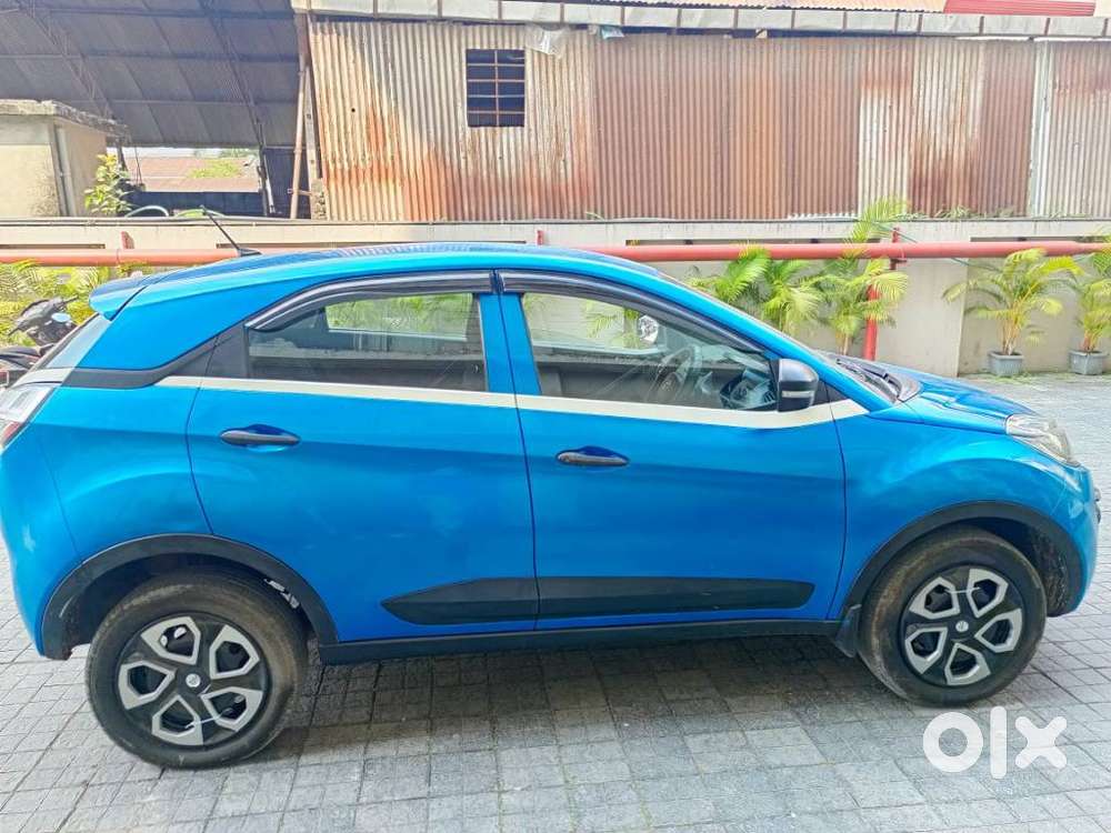 Tata Nexon 1.5 Revotorq Xm (s), 2018, Diesel