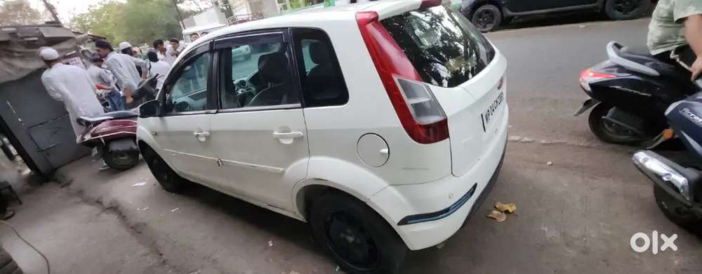 Ford Figo Diesel Lxi 2011