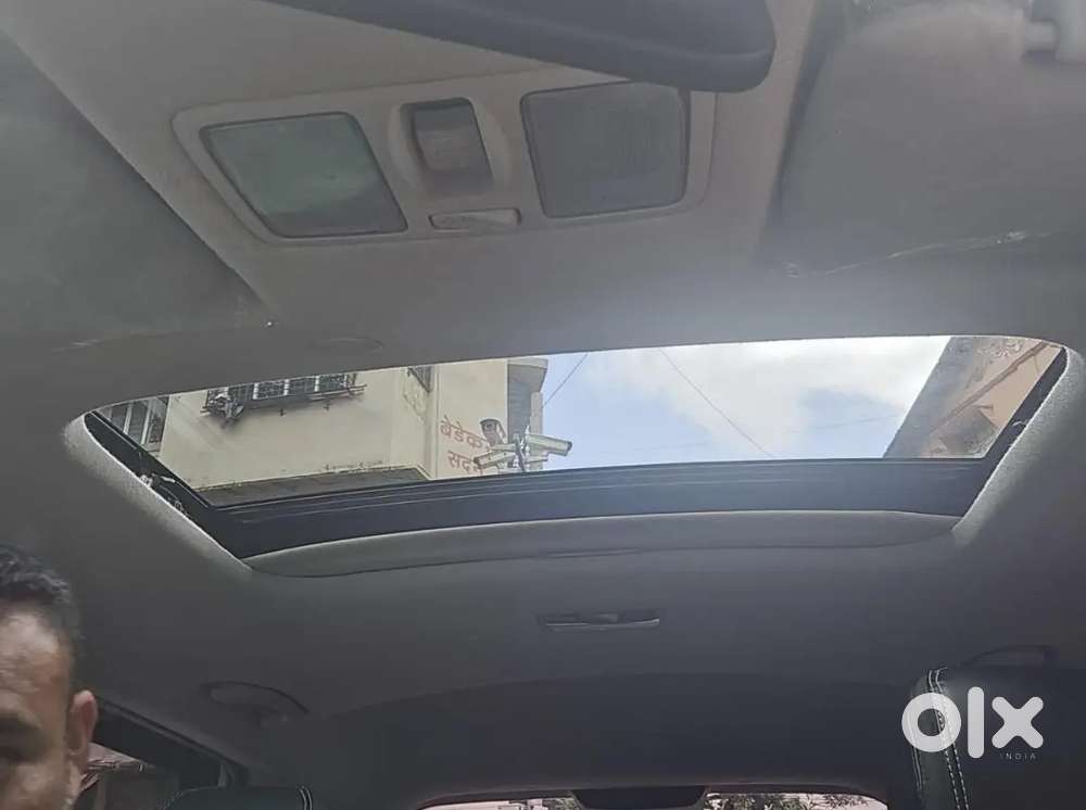 Hyundai Venue 2024 Diesel 33000 Km Driven Manual 1st Owner