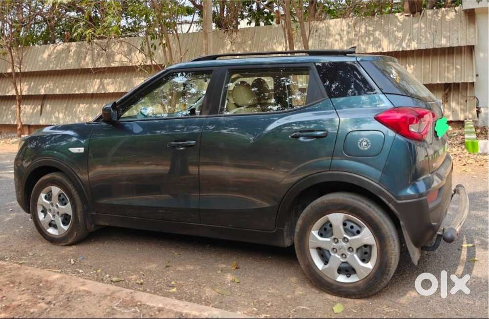 Mahindra Xuv 2023 Model Car For Sale