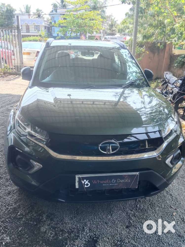 Tata Nexon 1.2 Revotron Xm (s), 2020, Petrol