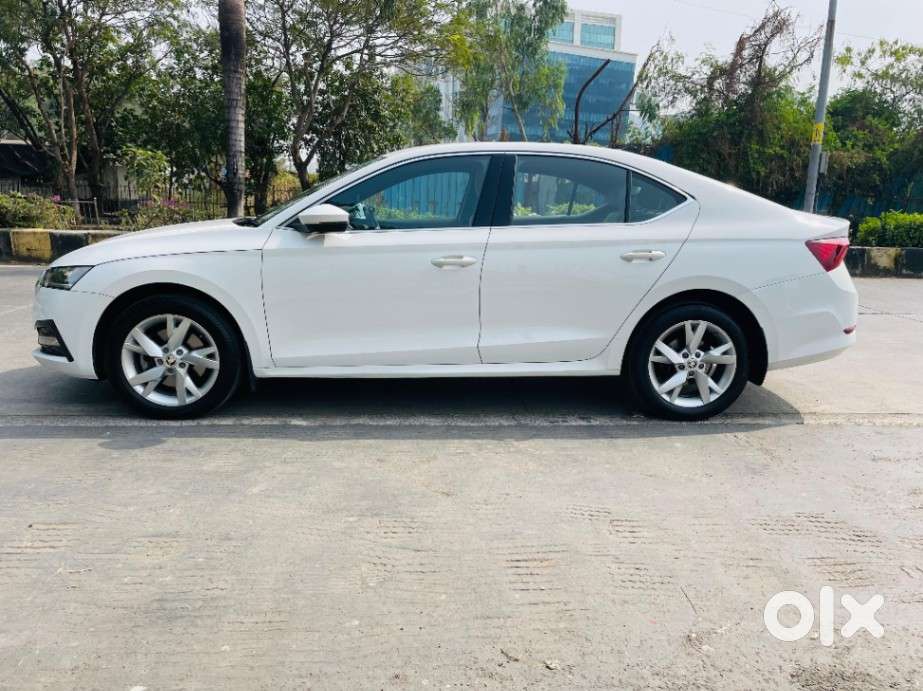 Skoda Octavia 2.0 Style Tsi At, 2022, Petrol