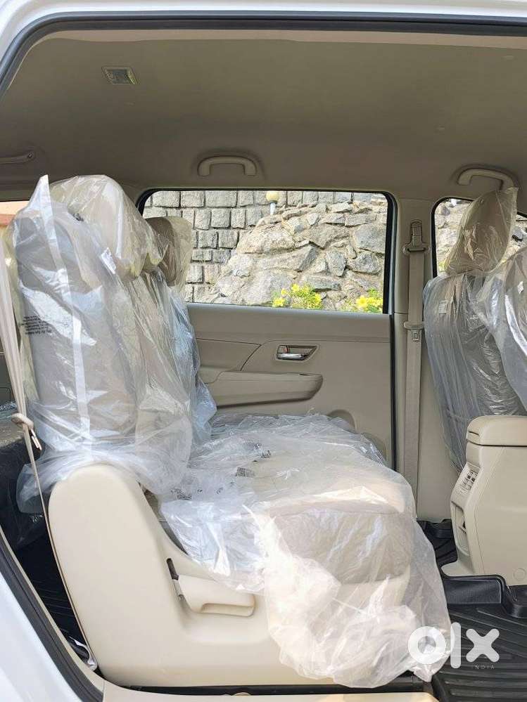 Toyota Rumion V At, 2025, Petrol