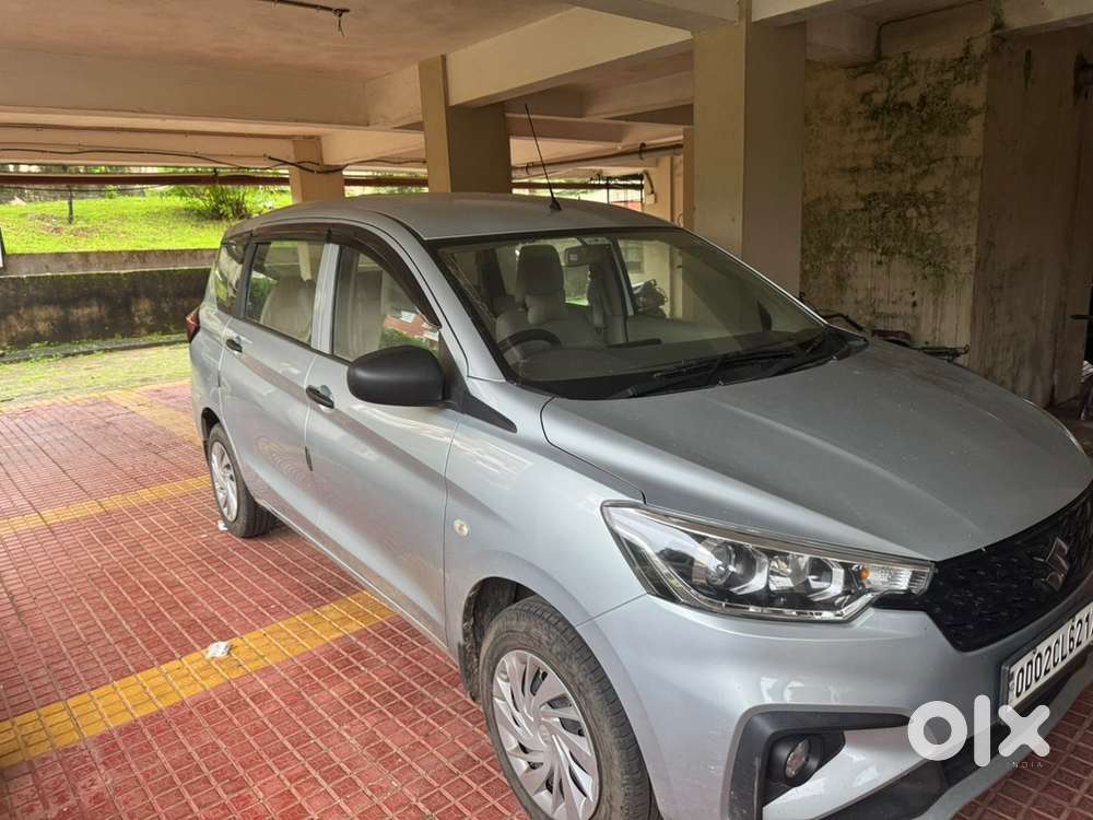 Maruti Suzuki Ertiga 2023 Petrol 23000km Driven Excellent Condition