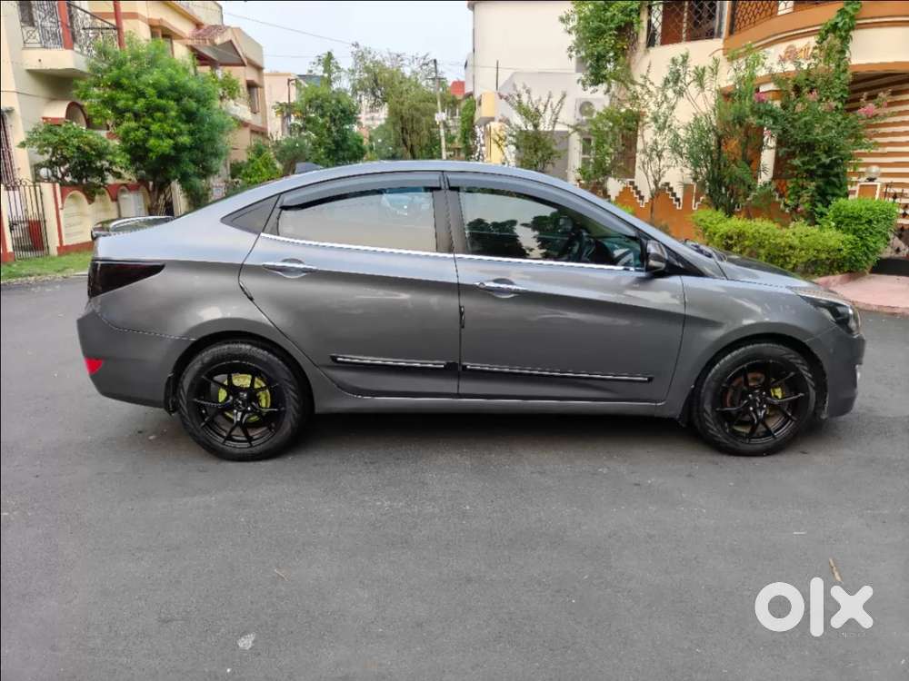 Hyundai Verna 1.6 Vtvt Sx, 2016, Petrol