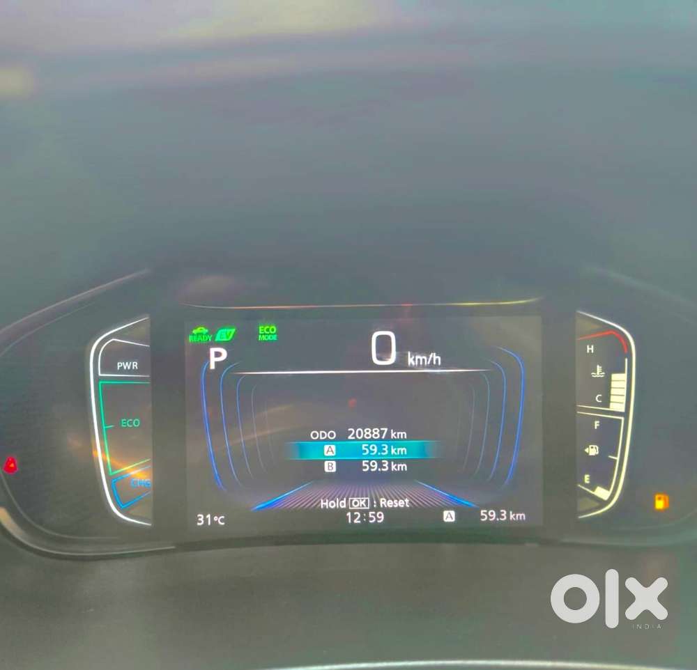 Maruti Suzuki Grand Vitara 1.5 Alpha Plus Dual Tone Intelligent Hybr..