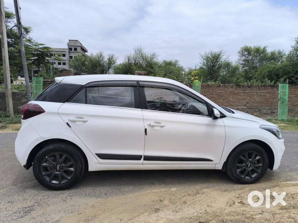 Hyundai Elite I20 Sportz (o) 1.2, 2020, Petrol