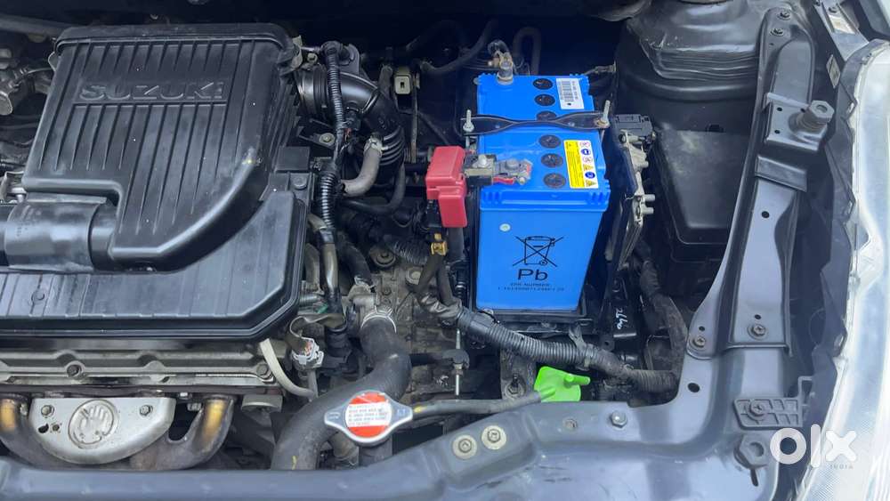 Maruti Suzuki Swift Vvt Vxi, 2014, Petrol