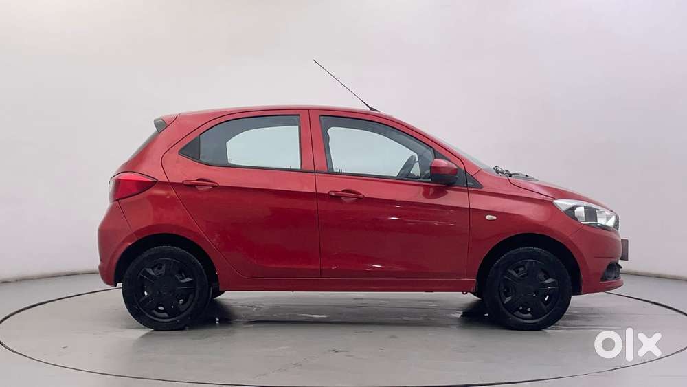 Tata Tiago 1.2 Revotron Xta, 2017, Petrol