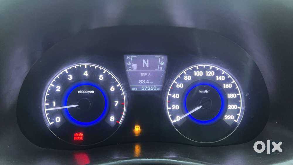 Hyundai Verna Fluidic 1.6 Vtvt Sx Automatic, 2012, Petrol