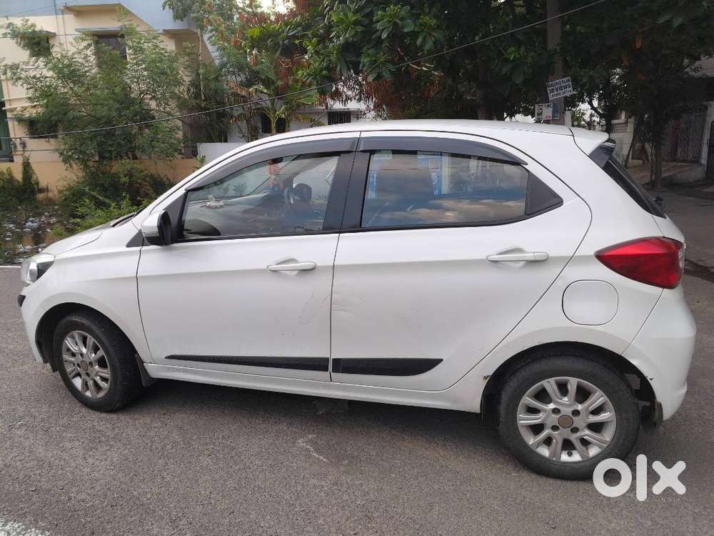 2017 Tata Tiago Xz Top-end  Tata Service Maintained  Single Owner