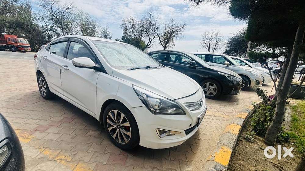 Hyundai Verna 2015 Diesel 117000 Km Driven