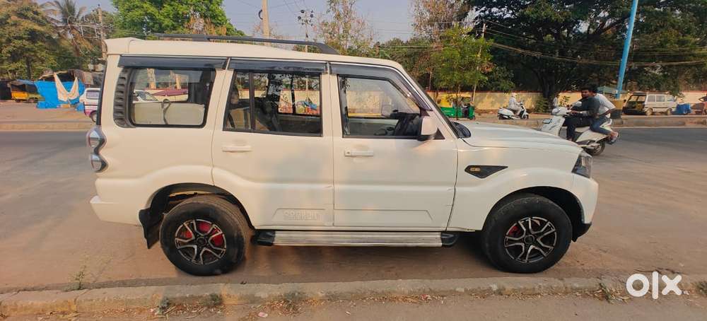 Mahindra Scorpio S2 9 Seater, 2016, Diesel