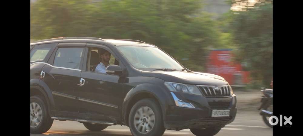 Mahindra Xuv500 W8 2015