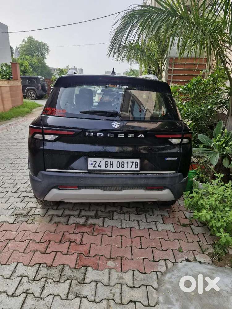 Maruti Suzuki Brezza 2024 Model With Sunroof