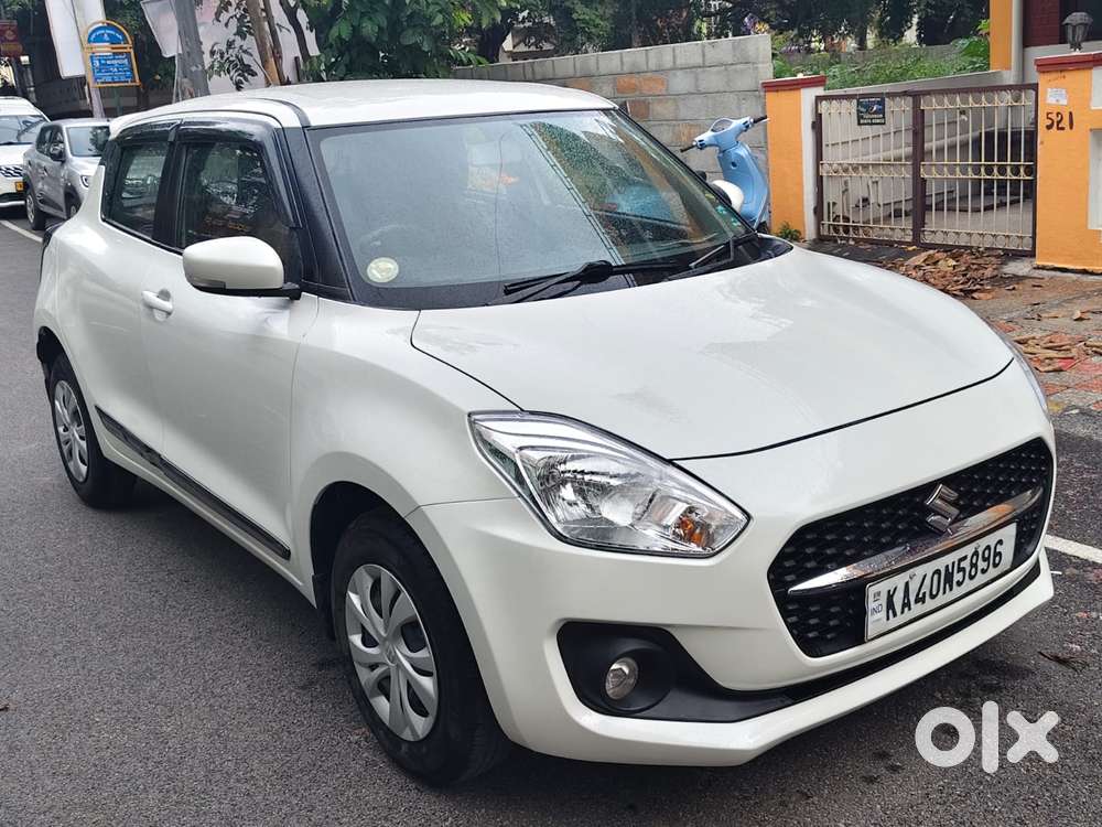 Maruti Suzuki Swift Vxi + Manual, 2023, Petrol