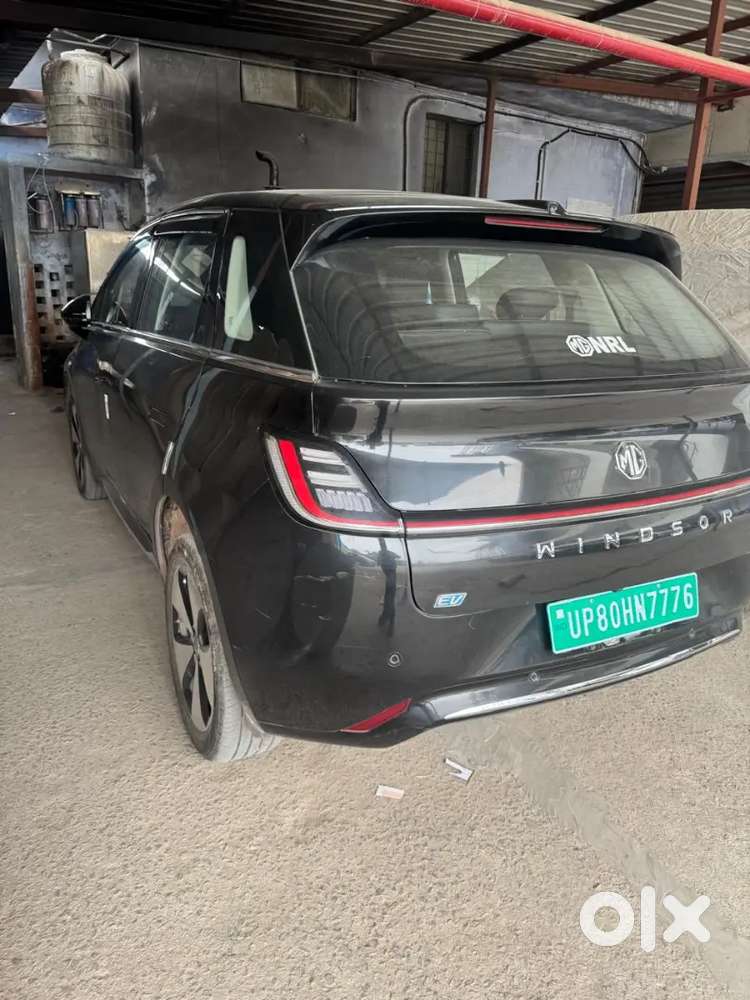 Mg Windsor Ev 2025 Electric Well Maintained