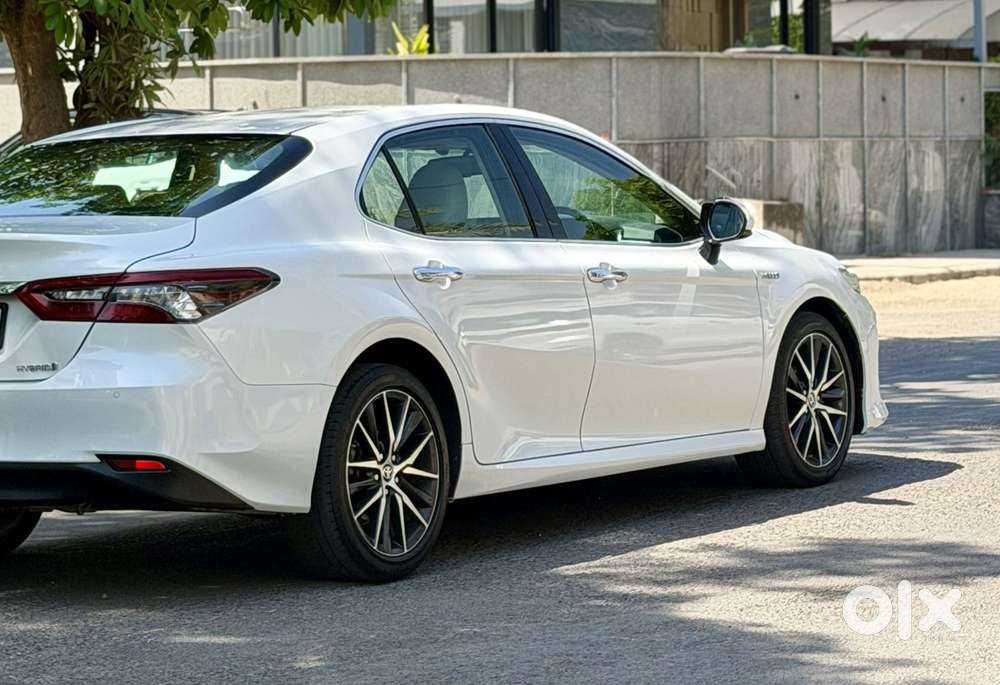 Toyota Camry [2019-ongoing] 2.5 Hybrid, 2024, Petrol