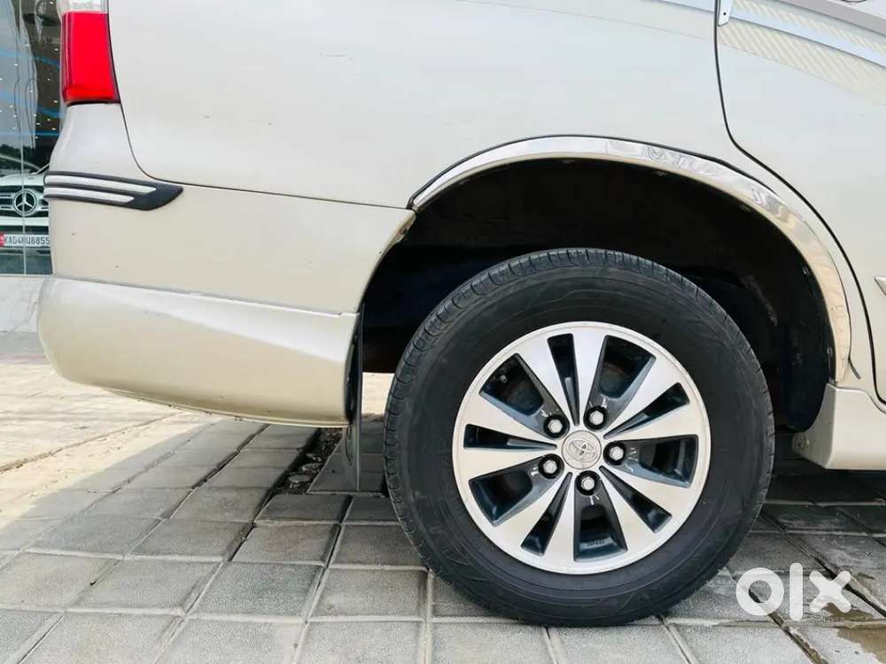 Toyota Innova 2.5 Vx 2016