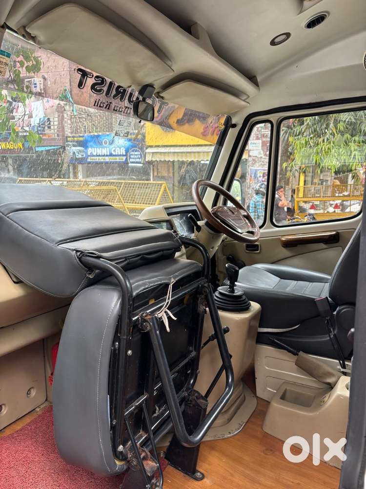 Force Motors Trax Cruiser 12 Str Ac, 2022, Diesel