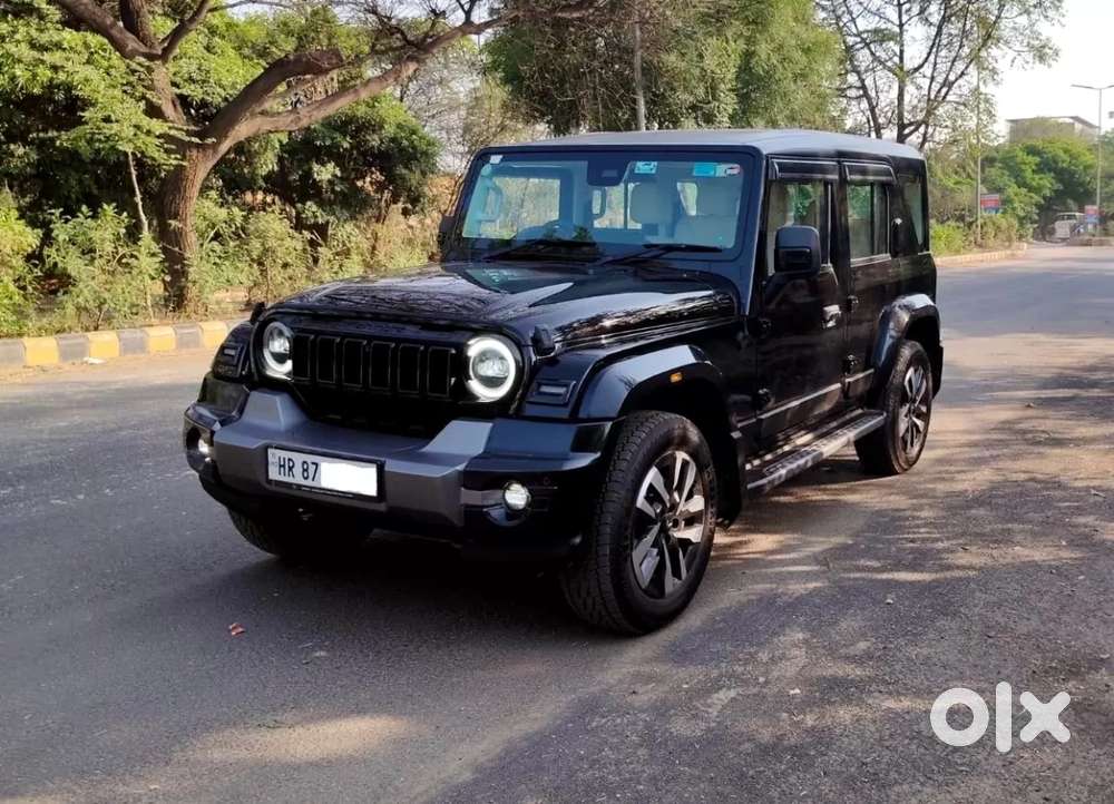 Mahindra Thar Roxx, 2025, Petrol