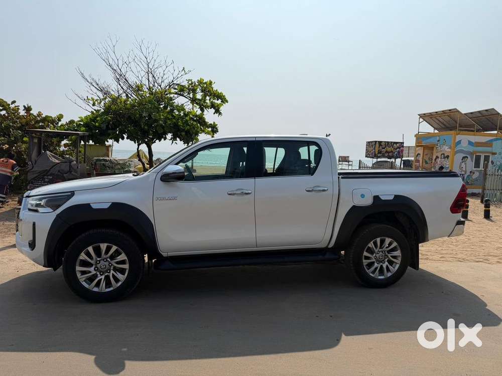 Py Registration- Fancy Number Hilux