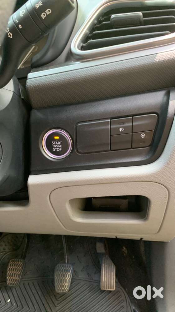 Altroz Xt 1.2na Grey- 2020   Petrol Manual