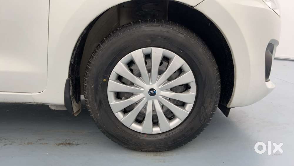 Maruti Suzuki Swift Vvt Vxi, 2020, Petrol