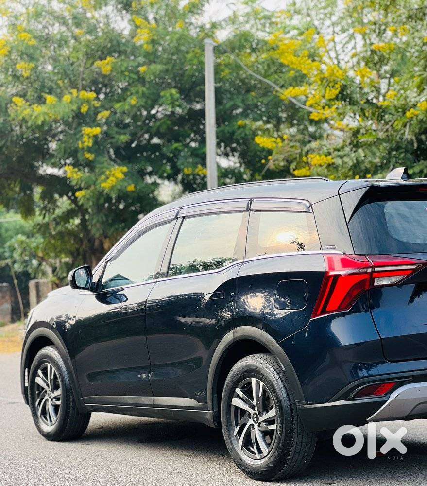 Mahindra Xuv700 2.2 Ax 5 Diesel At 7 Str, 2023, Diesel