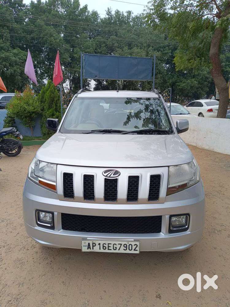Mahindra Tuv 300 T8, 2017, Diesel