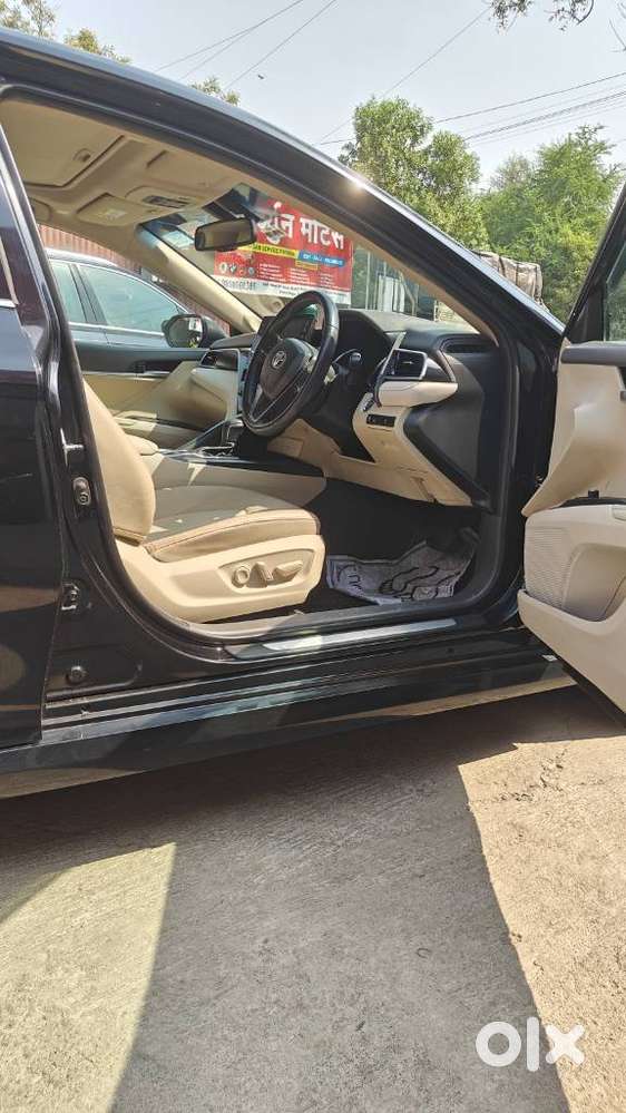 Toyota Camry [2019-ongoing] 2.5 Hybrid, 2023, Petrol