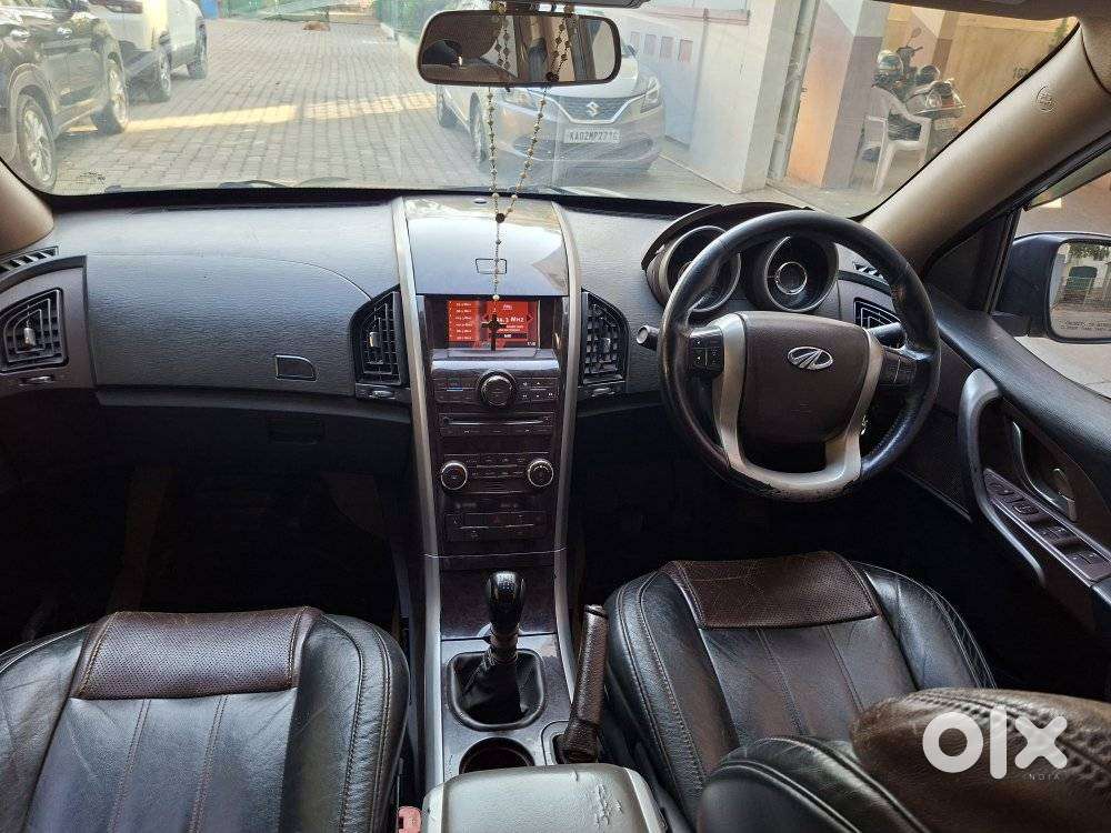 Mahindra Xuv500 W8 Dual Tone, 2013, Diesel