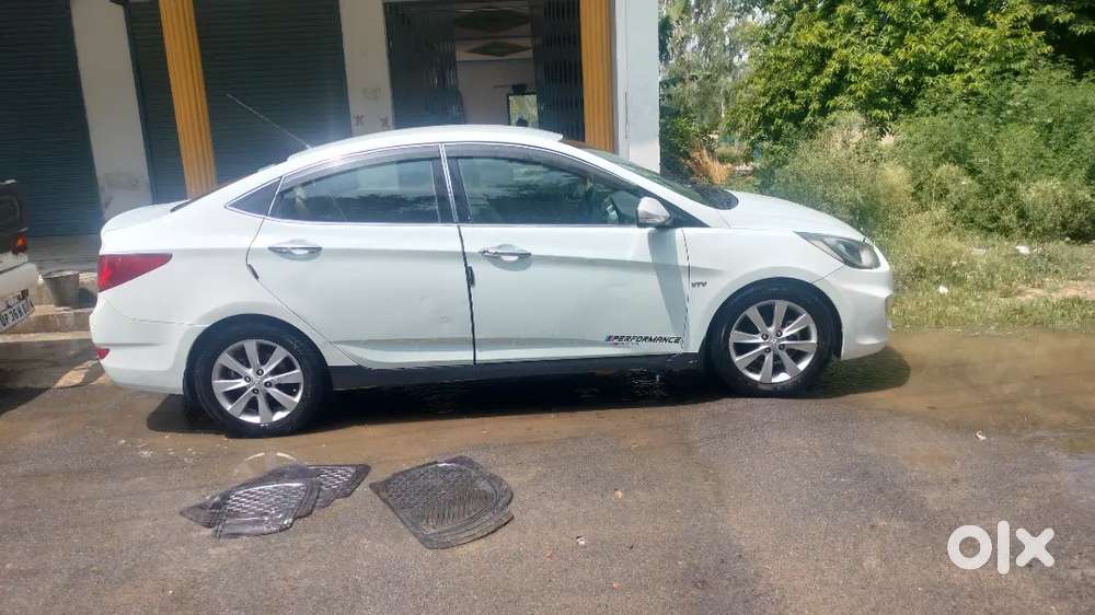 Hyundai Verna Fluidic 2012