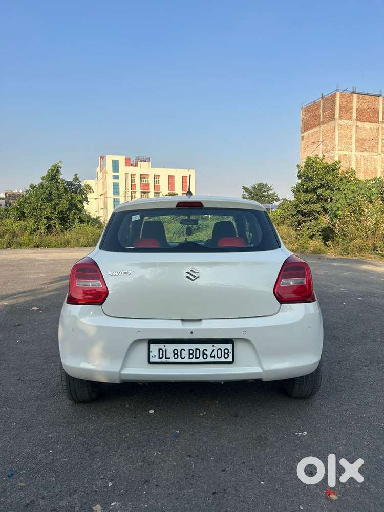 Maruti Suzuki Swift 1.2 Lxi (o), 2022, Petrol