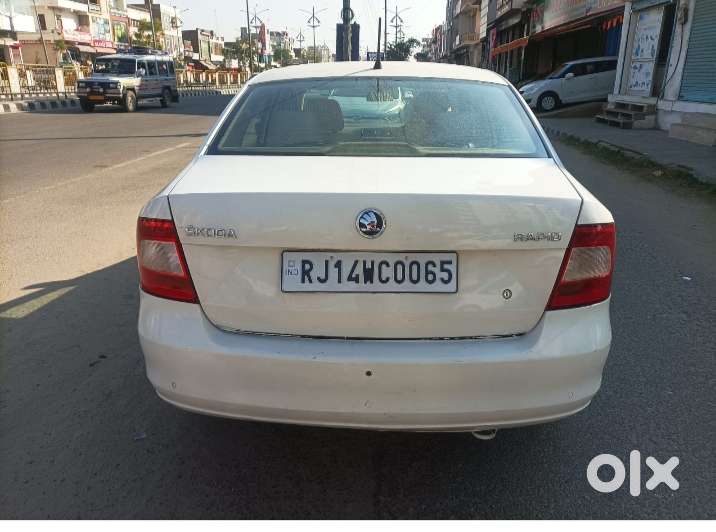 Skoda Rapid 2013-2016 1.5 Tdi Ambition With Alloy Wheel, 2016, Diese..