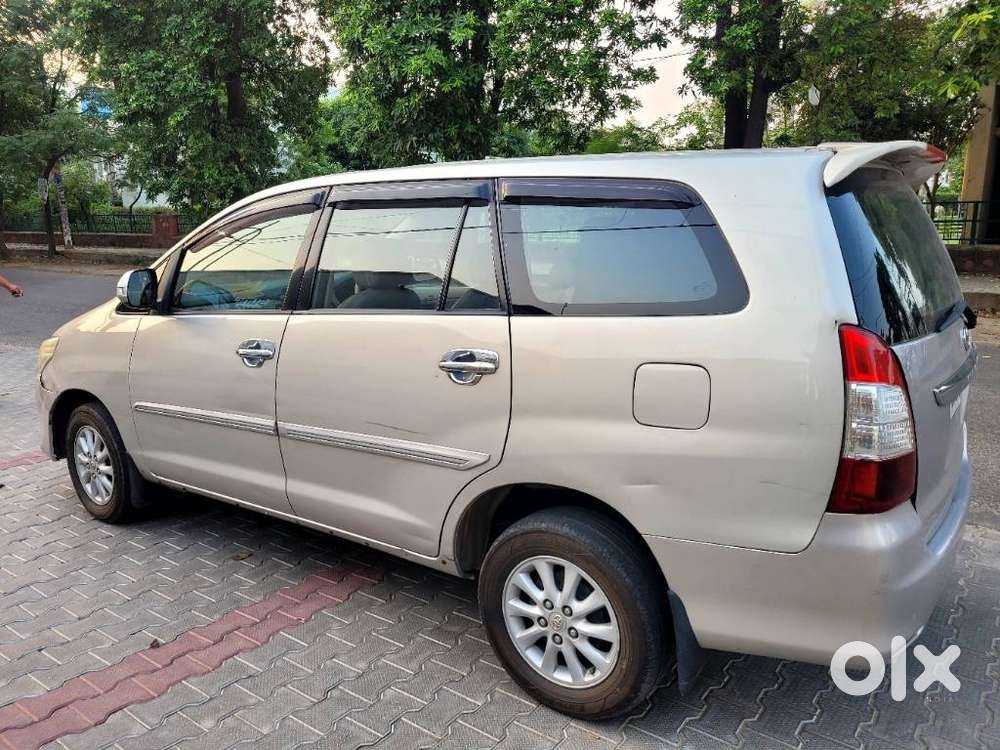 Toyota Innova 2.5 Vx 8 Str, 2012, Diesel
