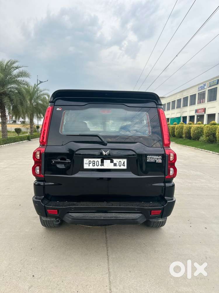 Mahindra Scorpio Classic 2.2 S 11 Mt 7 Str, 2024, Diesel