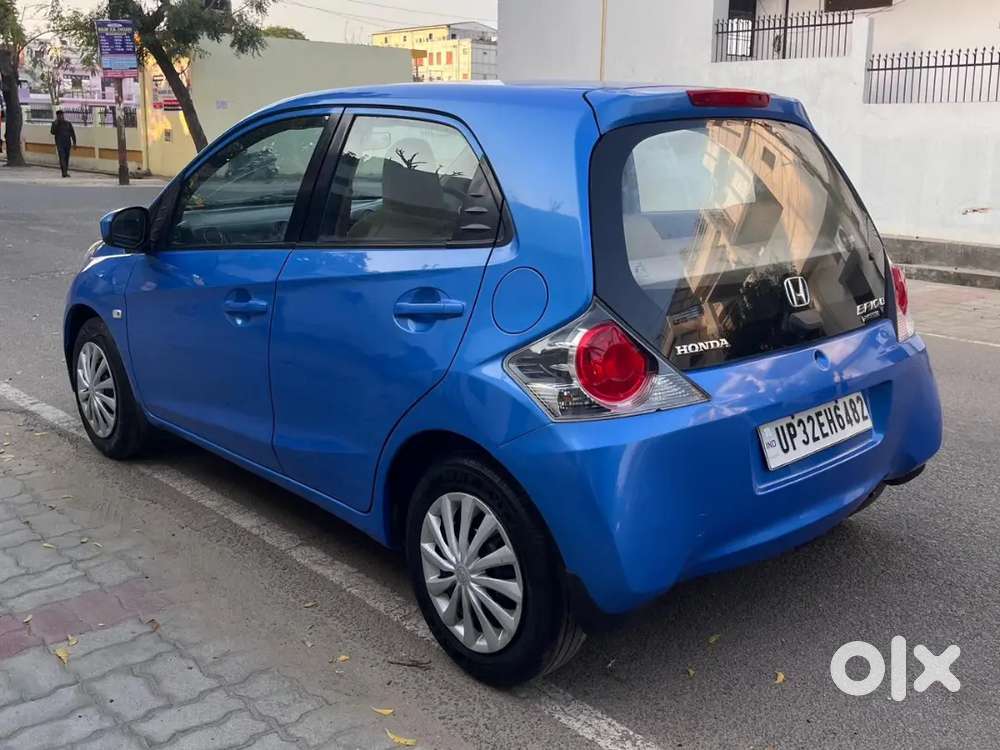 Honda Brio Mt 2012