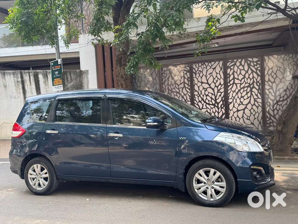 Maruti Suzuki Ertiga Zxi Plus Shvs, 2017, Petrol
