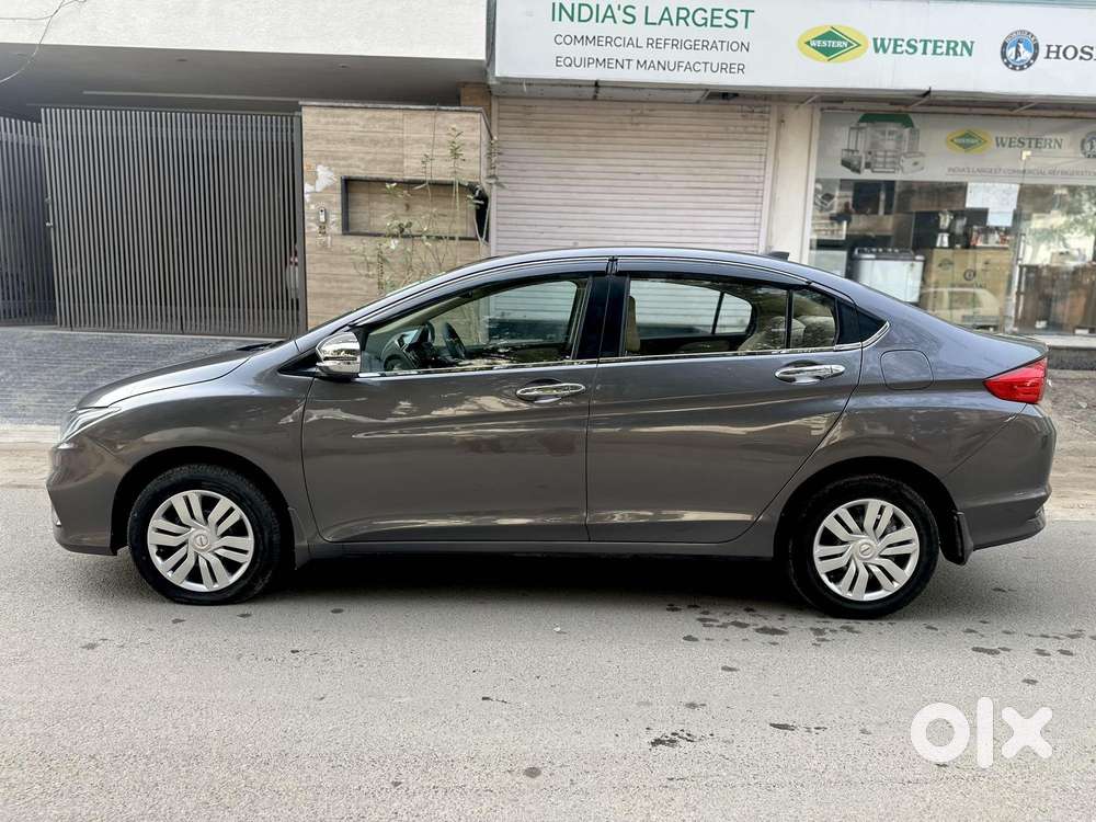 Honda City I-vtec Sv, 2018, Petrol